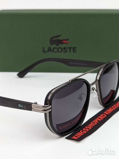 Солнцезащитные очки Lacoste
