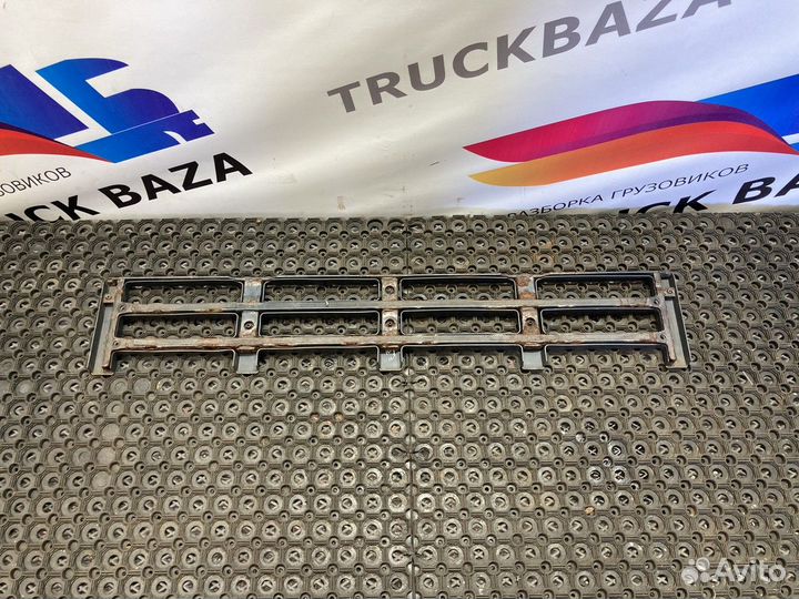 Решетка радиатора Volvo FH