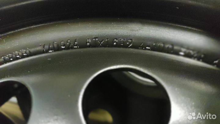 Диски R16 на Hyundai Solaris, Kia Rio, черный