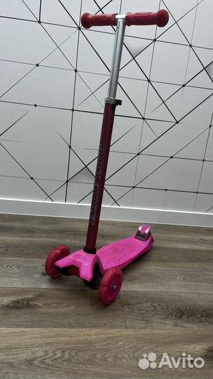 Самокат Scooter