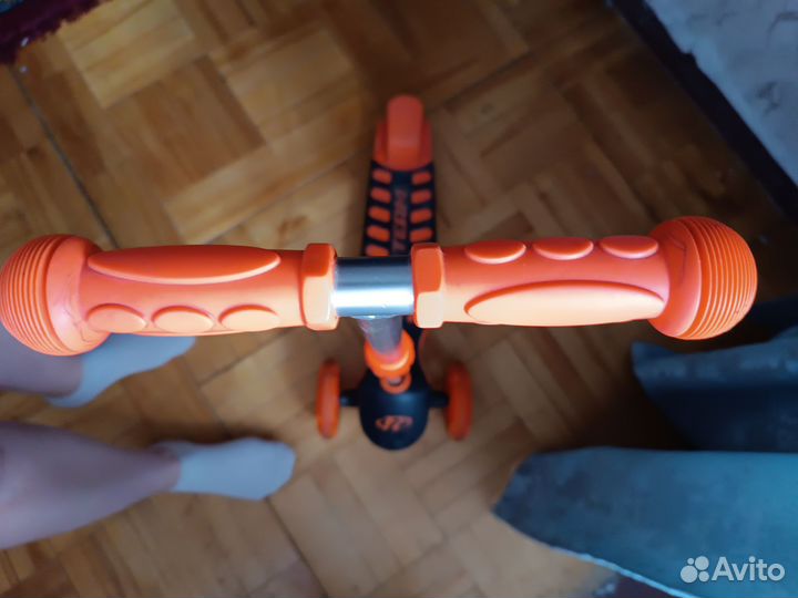 Самокат детский трехколесный