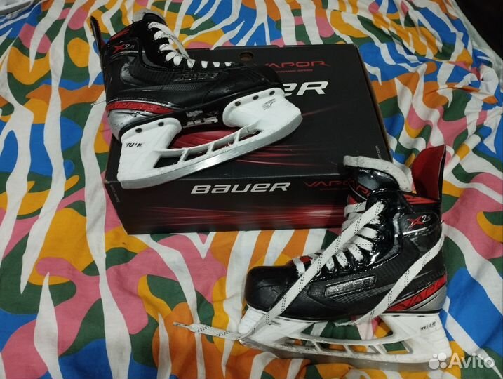Хоккейные коньки bauer