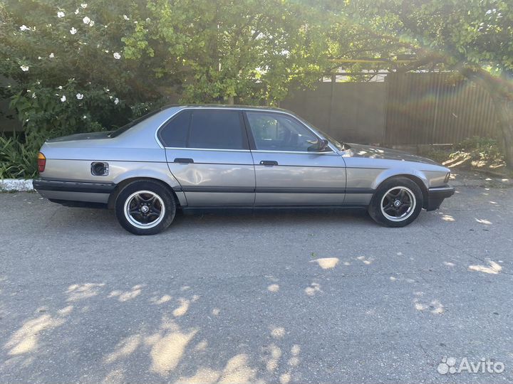 Разбор е32 750i