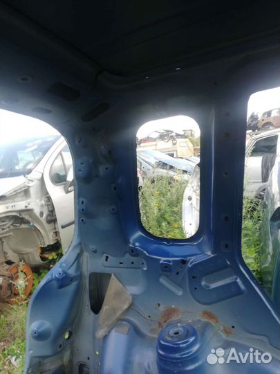 Кузов Мазда демио