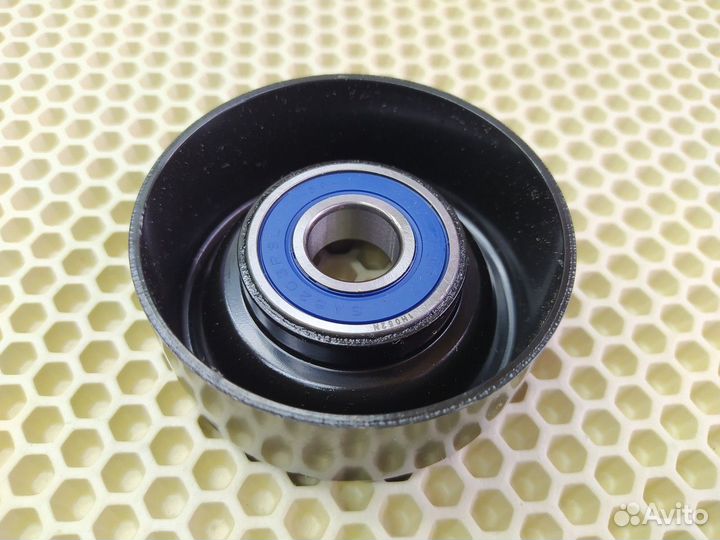 Ролик ремня генератора промеж. Крайслер 2.4 GMB