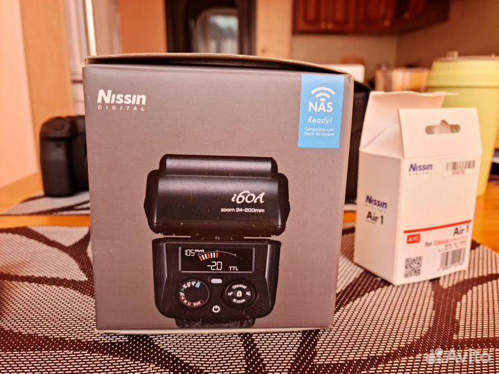 Вспышка для Canon Nissin i60A