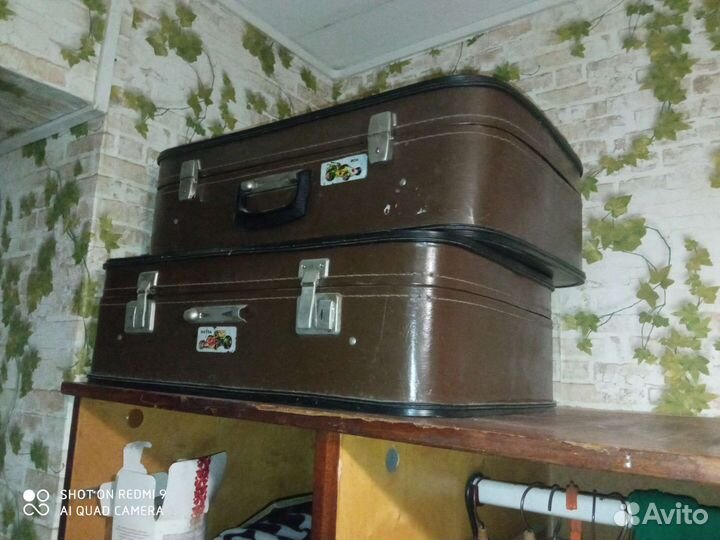 Чемодан СССР вместительный 2 шт