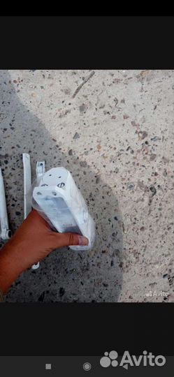 Доводчик дверной