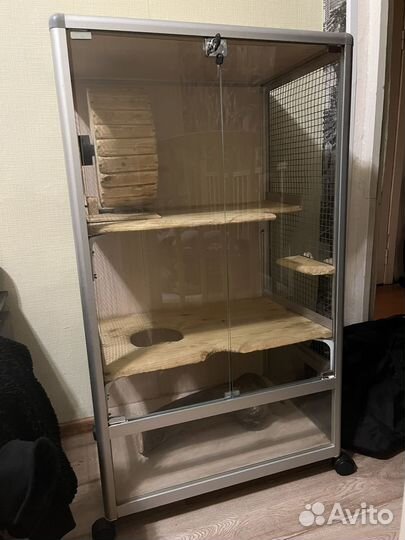 Витрина для шиншилл бу