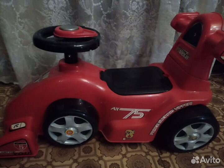 Детская машинка каталка