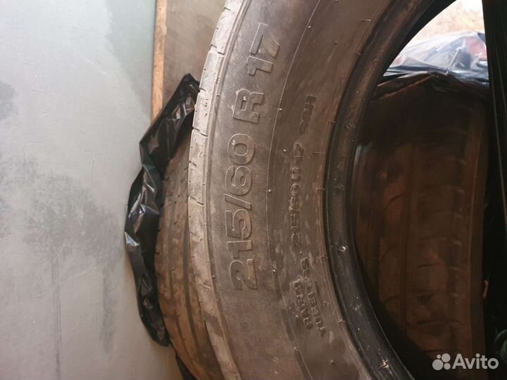 Continental ContiPremiumContact 2 215/60 R17 96H