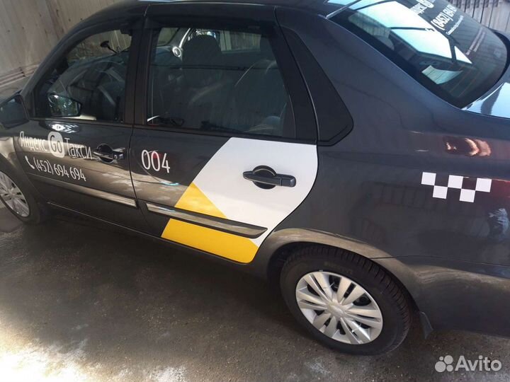 Посветка номера. Брендирование наклейки Везет