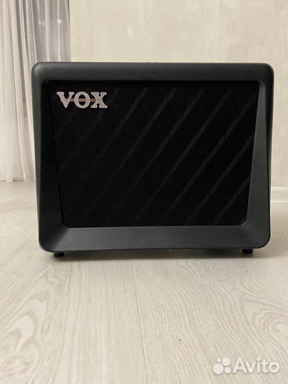 Гитарный моделирующий комбоусилитель VOX VX15-GT