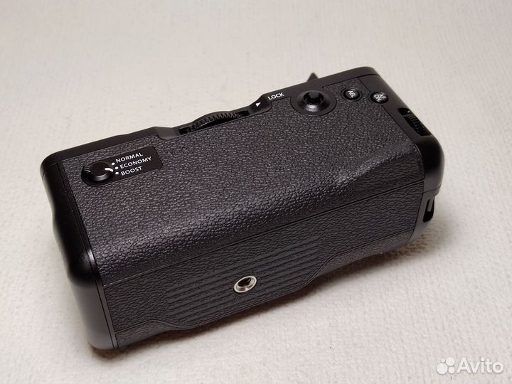 Батарейный блок Fujifilm X-T4