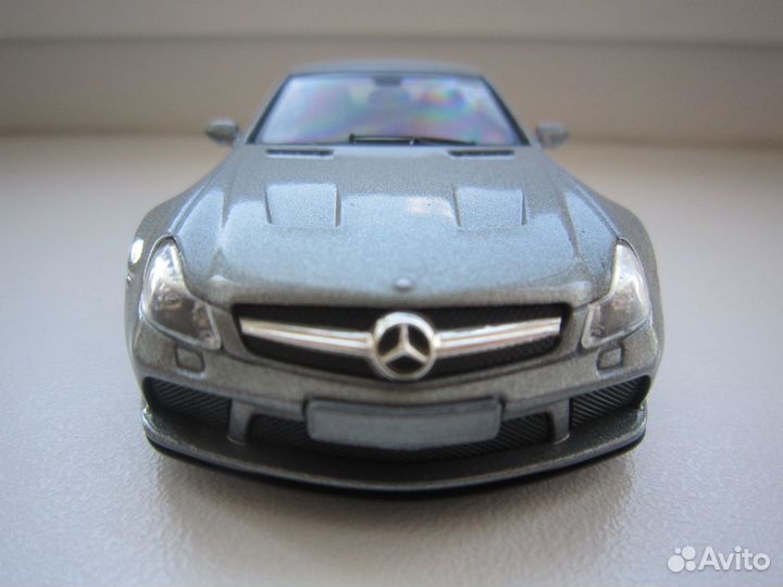 1/43 Mercedes Benz SL 65 AMG Black Series 2008