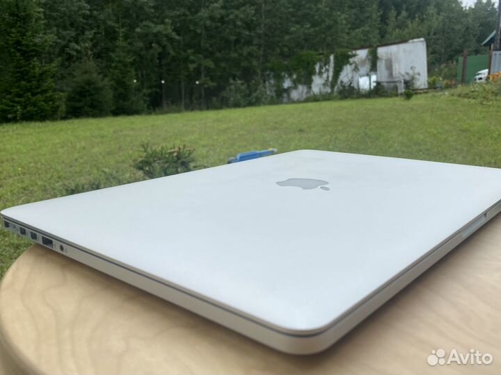 Apple MacBook Pro 15 2015 i7/16gb/256gb