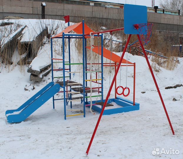 Спортивный, игровой комплекс с горкой 