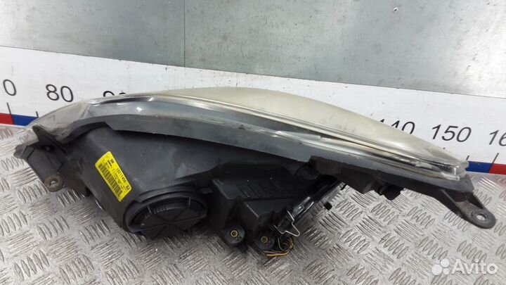 Фара правая Opel Corsa D 2009