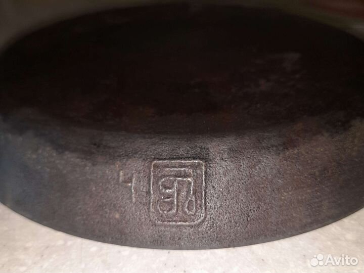 Чугунная сковорода ссср,клеймо Диаметр 22см