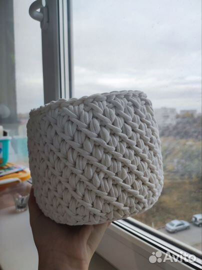 Вязаные корзинки ручной работы