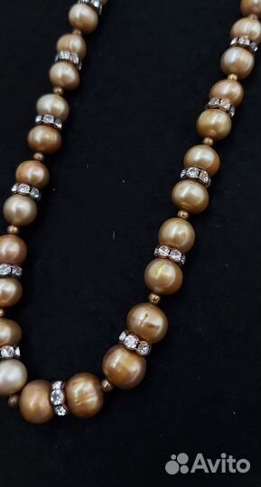 Бусы из крашеного жемчуга