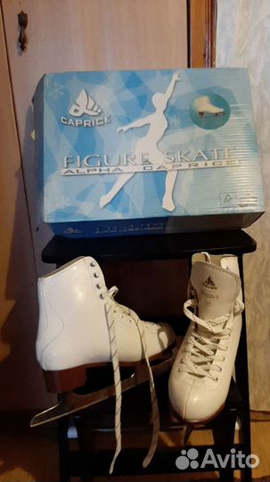 Продам женские коньки 36размер