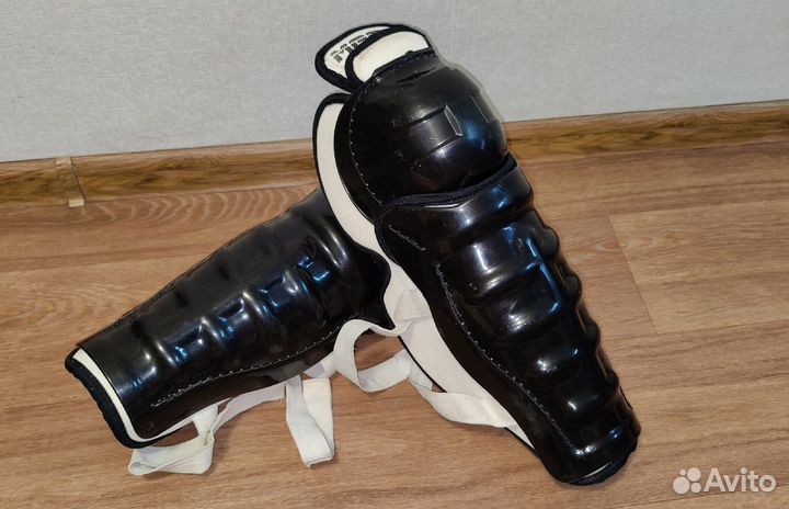 Хоккейная экипировка