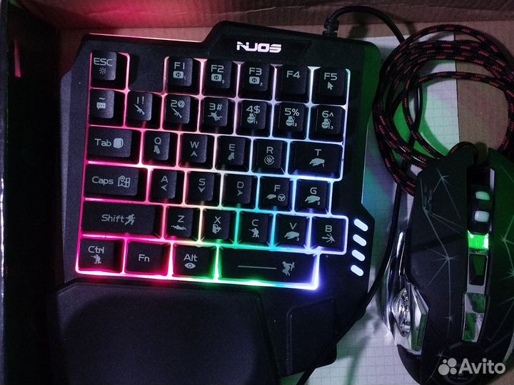 Новенькая клавиатура для android njos игровая