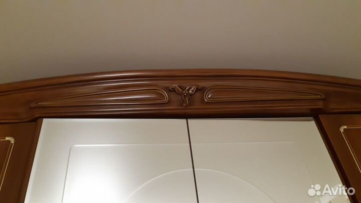 Продам шкаф