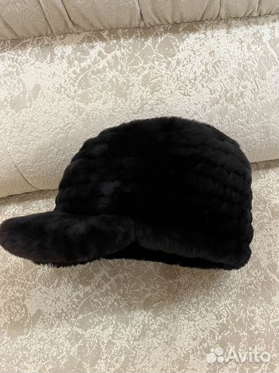 Кепка женская из натурального мутона