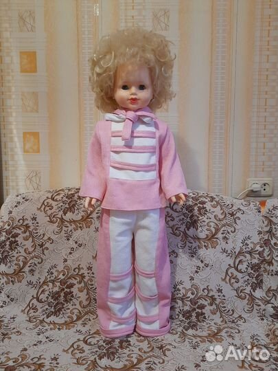 Кукла Снежана. Большая. Умеет ходить