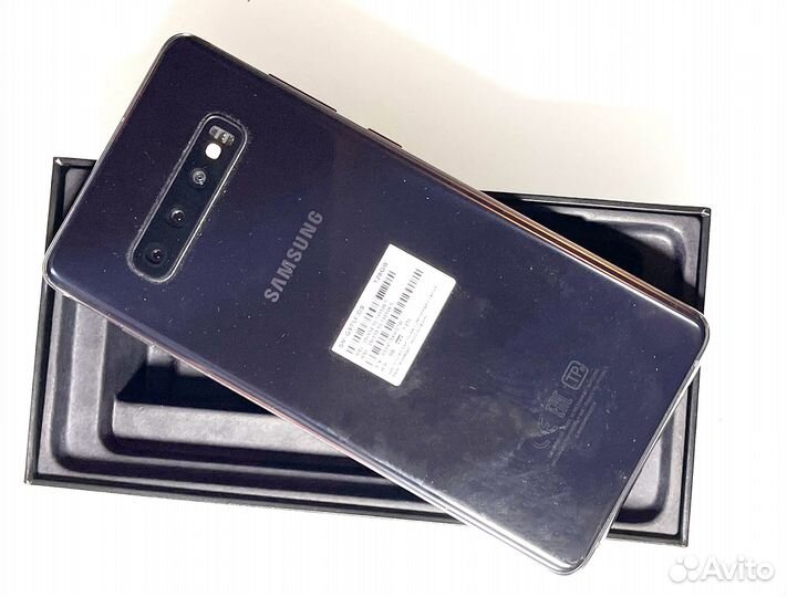 Samsung Galaxy S10+, 8/128 ГБ