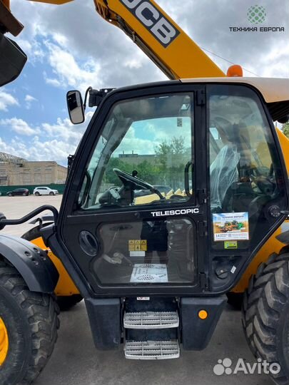 Телескопический погрузчик JCB 541-70, 2012