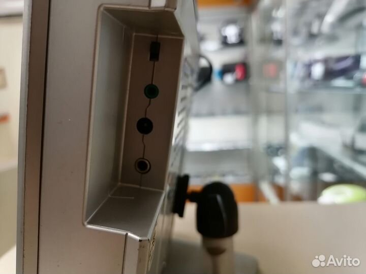 Автомобильный телевизор Subini S 920T (Дбр)