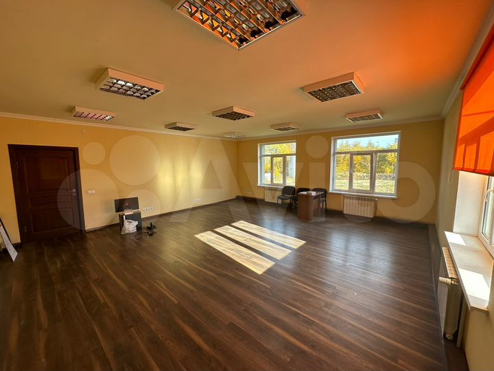 Офис, 41.3 м и 11 м