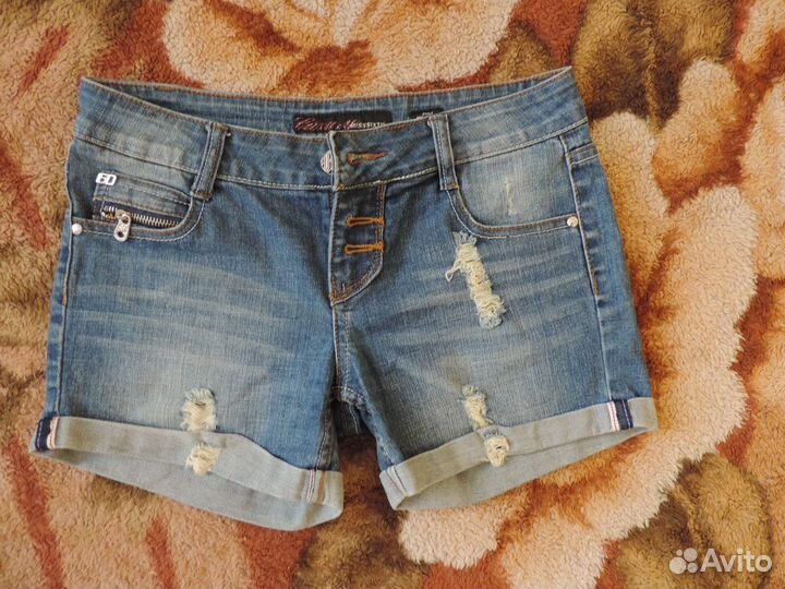 Штаны, джинсы и шорты. Разные. Много