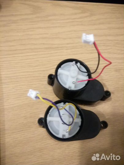 Мотор колесо для робота пылесоса