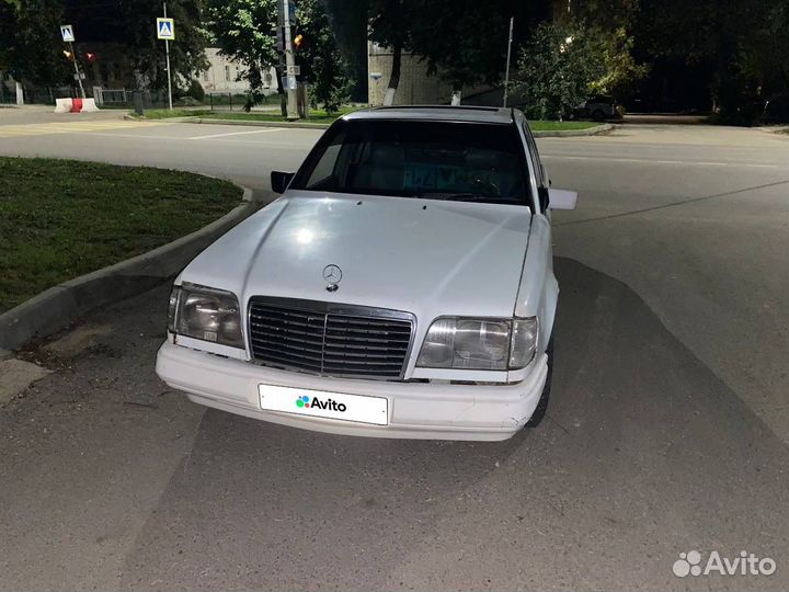Mercedes-Benz W124 2.0 МТ, 1992, 220 000 км