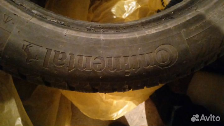 Continental IceContact 2 235/50 R18