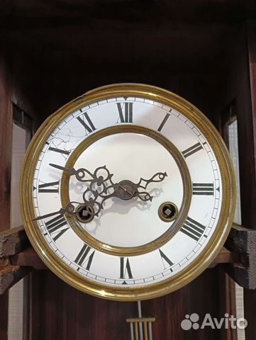 Старинные настенные антикварные часы с боем