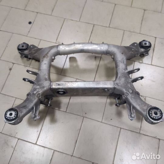 Балка подрамник задняя Bmw 7 G11