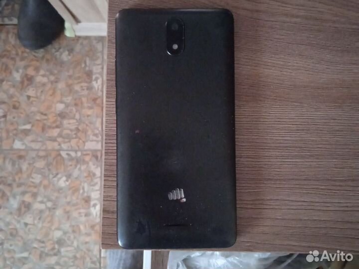 Micromax A61, 512 МБ