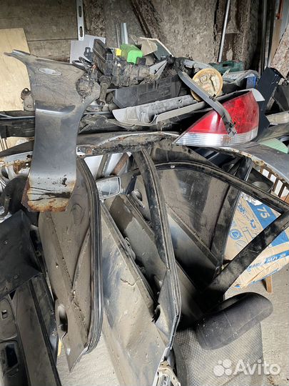 Двери на mitsubishi lancer 9