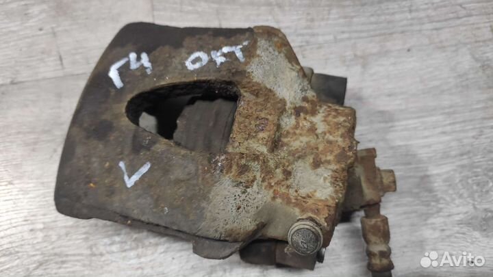 Суппорт левый Фольксваген гольф 4/октавия тур