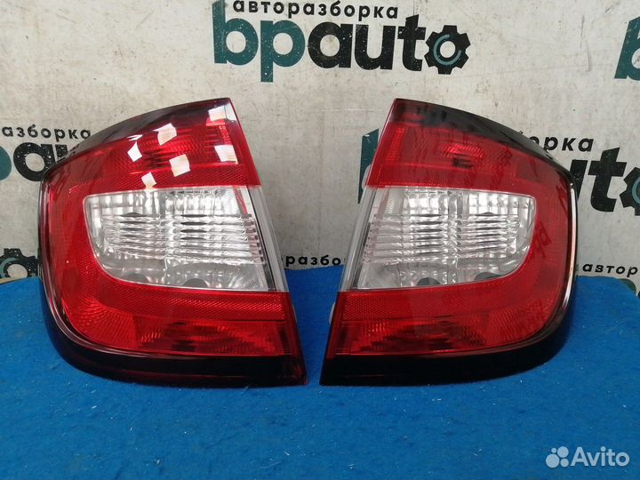 Фонари комплект 5JH 945 095 Skoda Rapid I