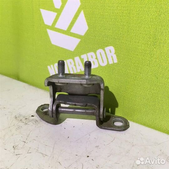 Петля двери задней правой верхняя Тойота Королла