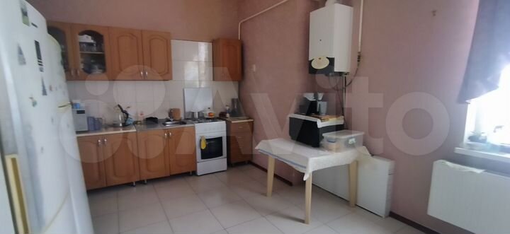 Дом 196,8 м² на участке 6 сот.