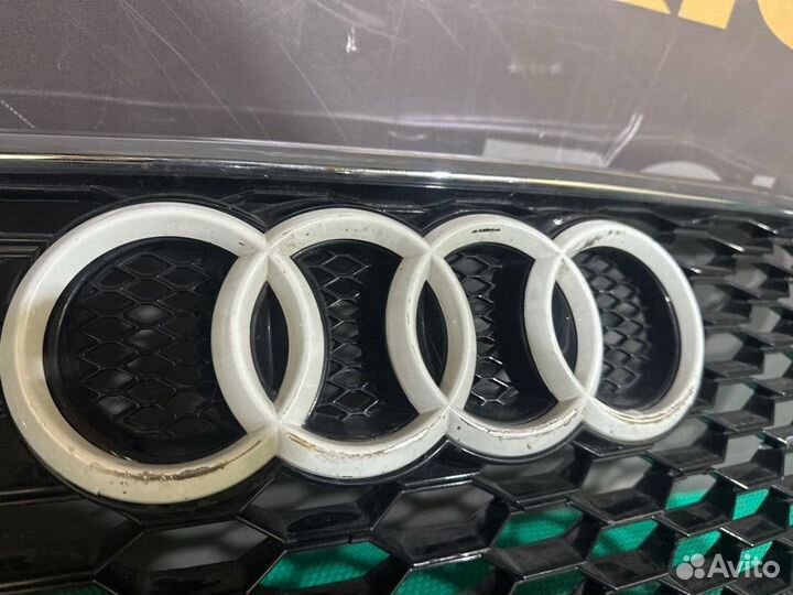 Решетка радиатора Audi A7 4G cgxb 2012