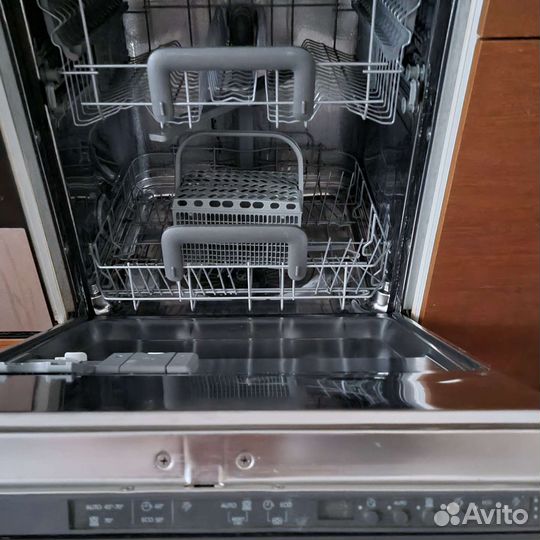 Skinande ikea2015г,рабочая.Дает сбой.Договоримся