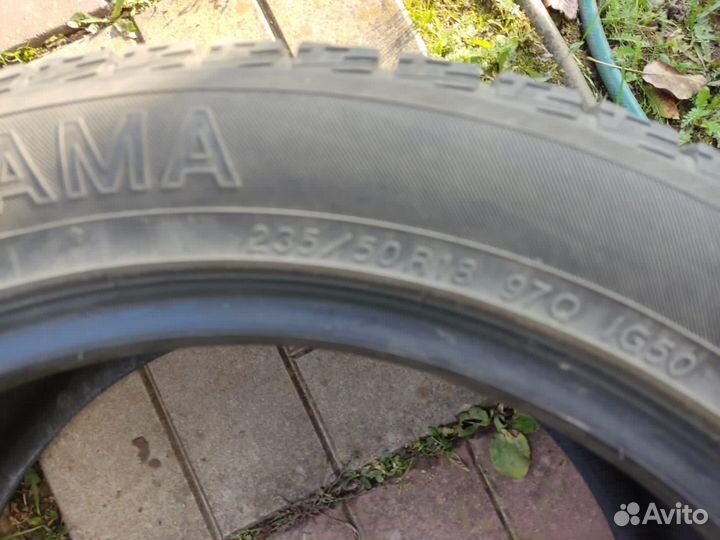 Yokohama Ice Guard 5 IG50 A 235/50 R18